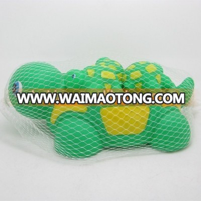 Squeaky family turtle rubber baby bath toy