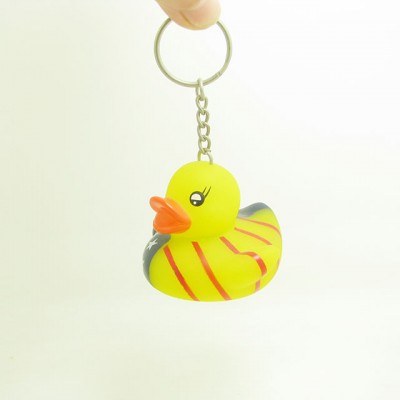 Eco-Friendly Promotional Custom Vinyl PVC Keyring Rubber Bath Flag Duck Keychain