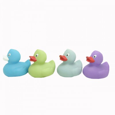 Eco-Friendly Custom Baby PVC Plastic Rubber Duck  Shaped yellow squeak baby bath rubber duck toy with sound Bath Squirt Toy